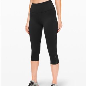 Lululemon fast and free crops size 6